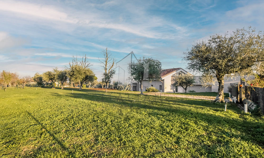 Villa Sommacampagna Verona Veneto Italy Poll
