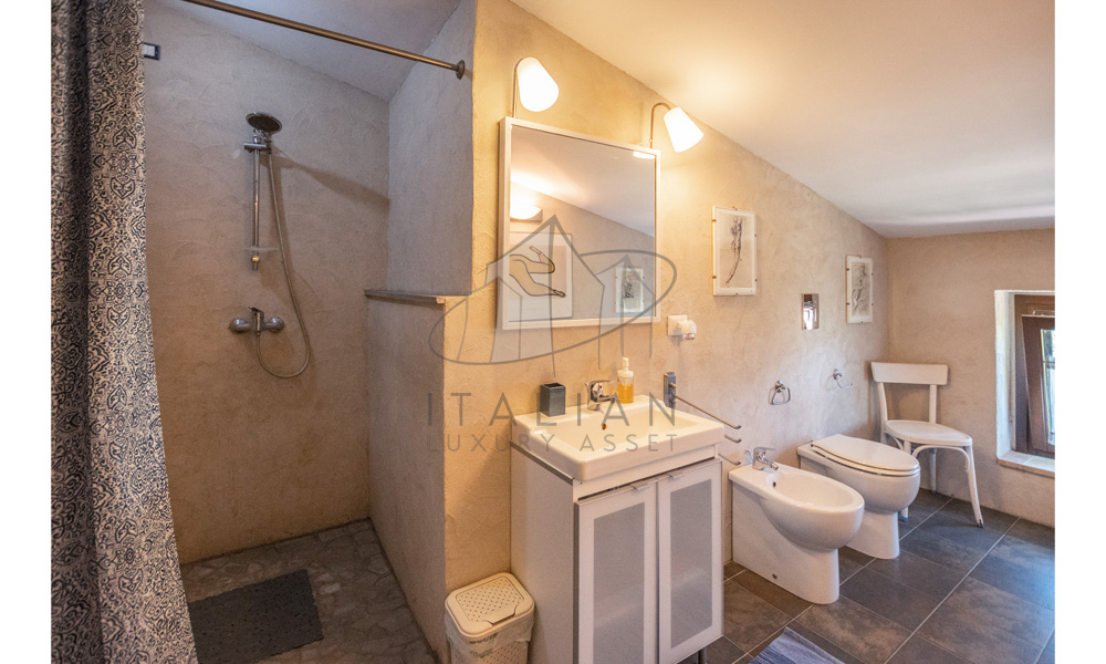 Agriturismo Sarnano Macerata Marche Italy SPA Pool