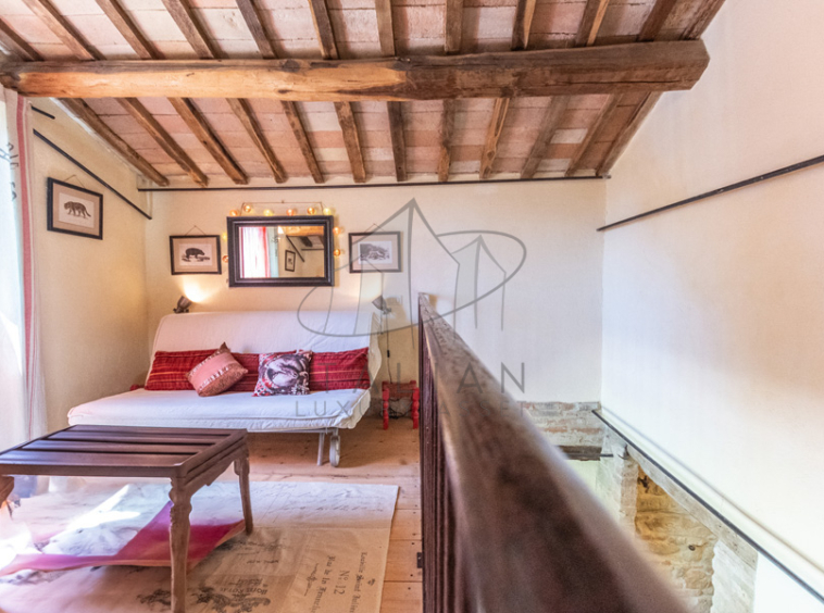 Agriturismo Sarnano Macerata Marche Italy SPA Pool