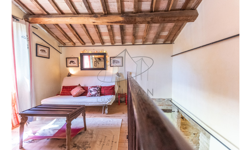 Agriturismo Sarnano Macerata Marche Italy SPA Pool