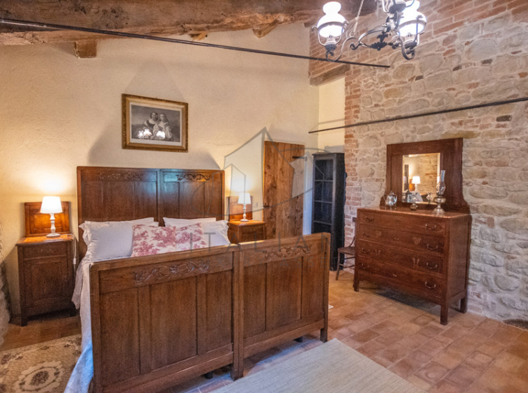 Agriturismo Sarnano Macerata Marche Italy SPA Pool