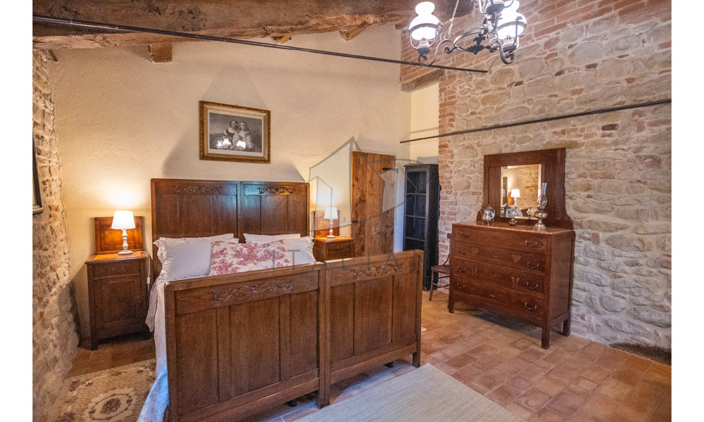 Agriturismo Sarnano Macerata Marche Italy SPA Pool