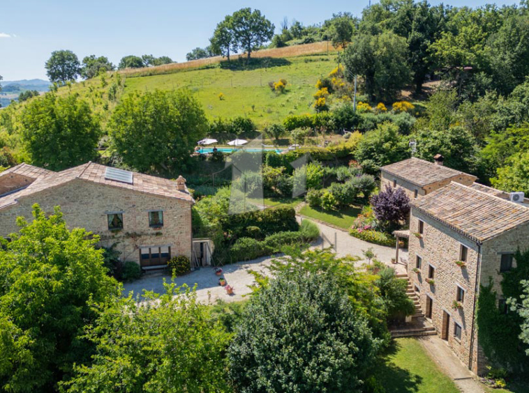 Agriturismo Sarnano Macerata Marche Italy SPA Pool