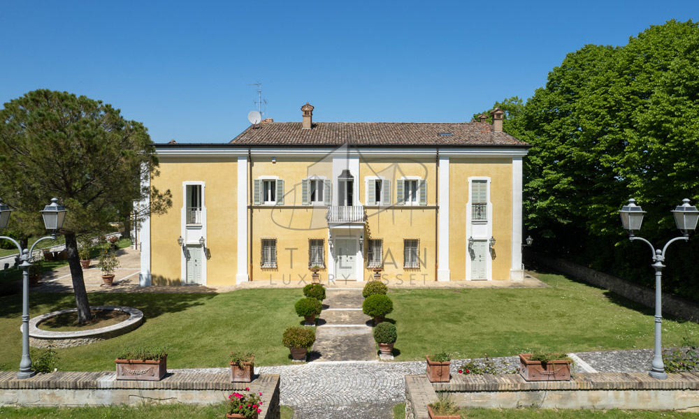 Asset Bertinoro Cesena Romagna Italy Spa Luxury