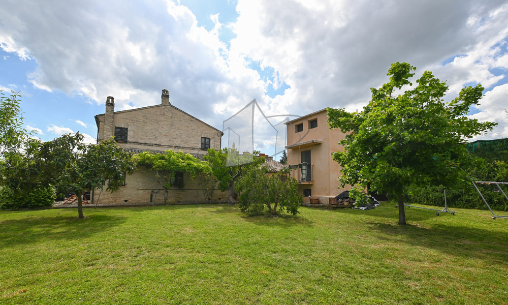 Farmhouse Fermo Marche Italy Panorama