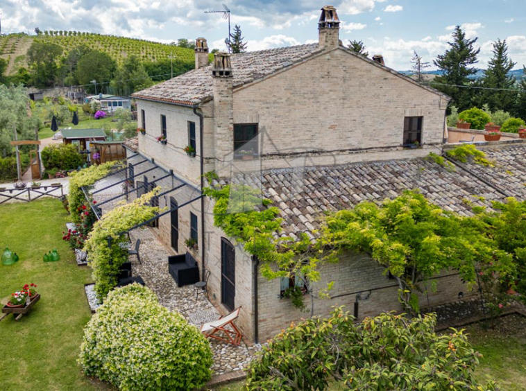 Farmhouse Fermo Marche Italy Panorama