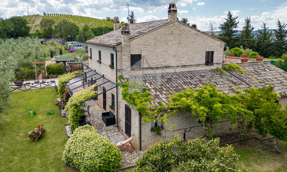 Farmhouse Fermo Marche Italy Panorama