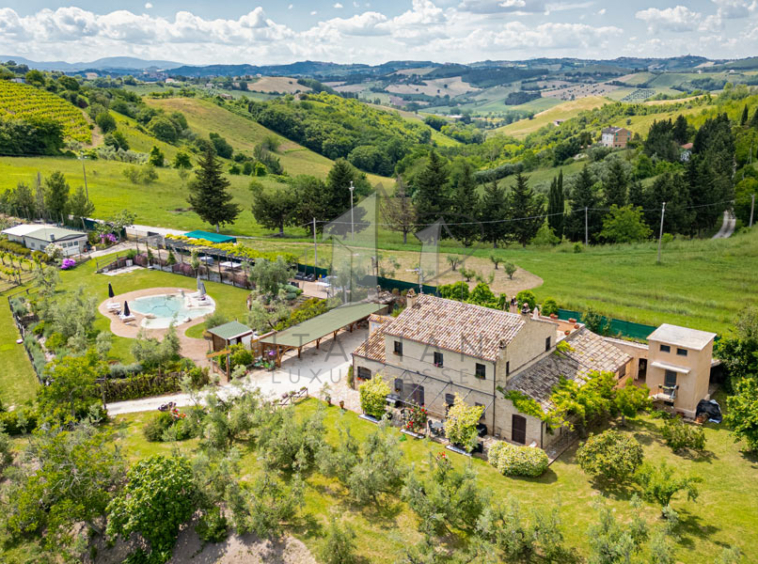 Farmhouse Fermo Marche Italy Panorama