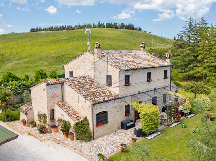 Farmhouse Fermo Marche Italy Panorama