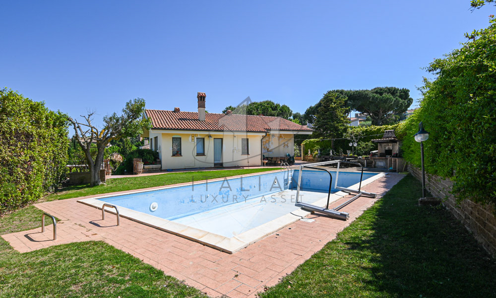 Villa Potenza Picena Marche Seaview Pool