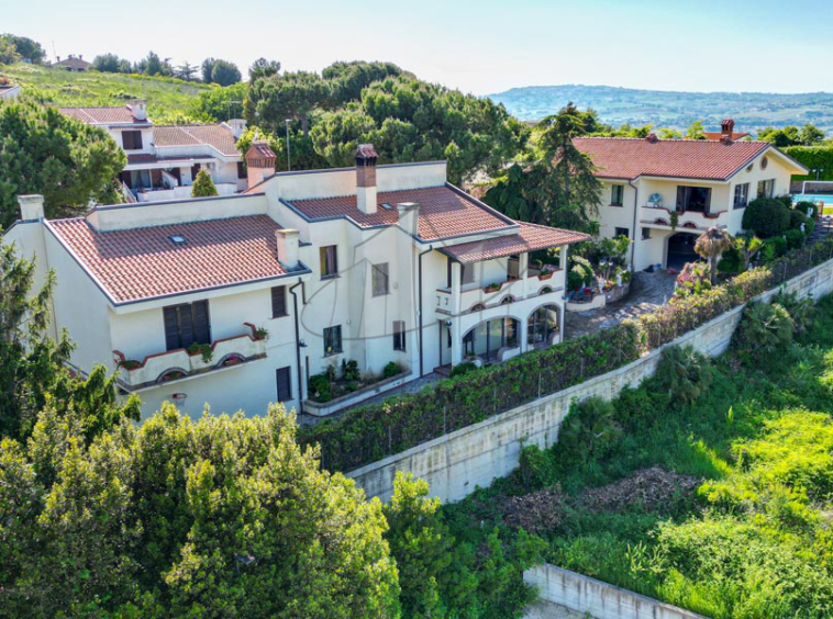 Villa Potenza Picena Marche Seaview Pool