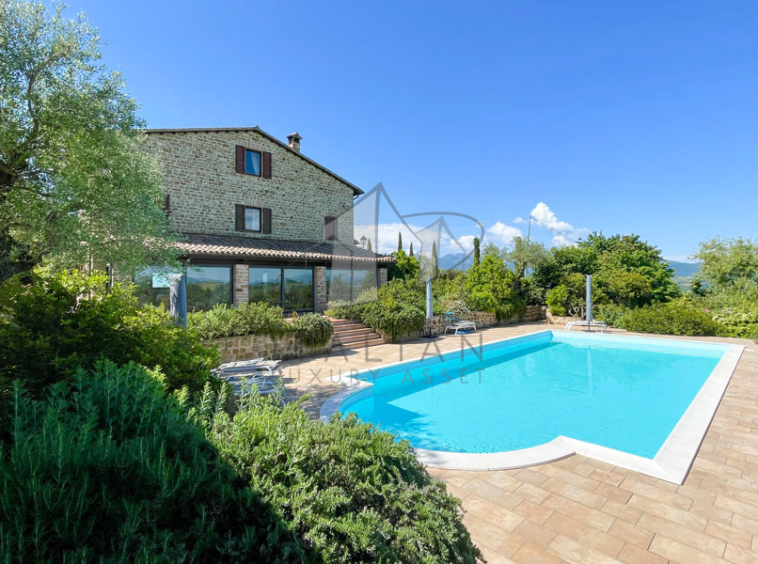 Farmhouse Sant Angelo In Pontano Marche Italy Pool