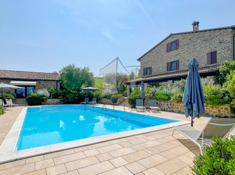 Farmhouse Sant Angelo In Pontano Marche Italy Pool