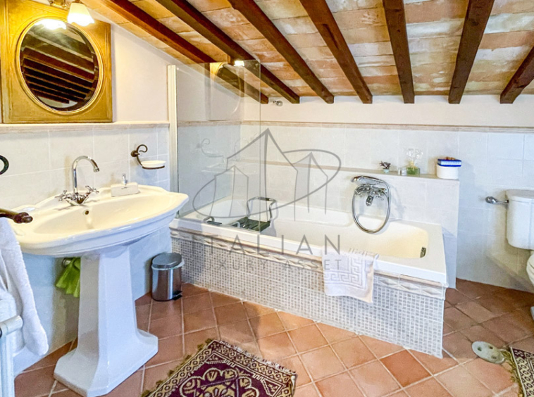 Farmhouse Sant Angelo In Pontano Marche Italy Pool