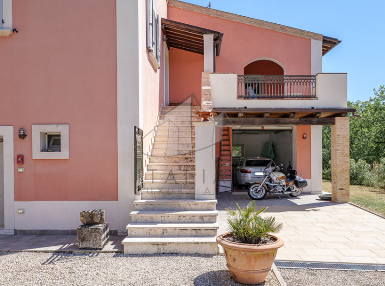 Villa Ascoli Piceno Marche Italy Panorama