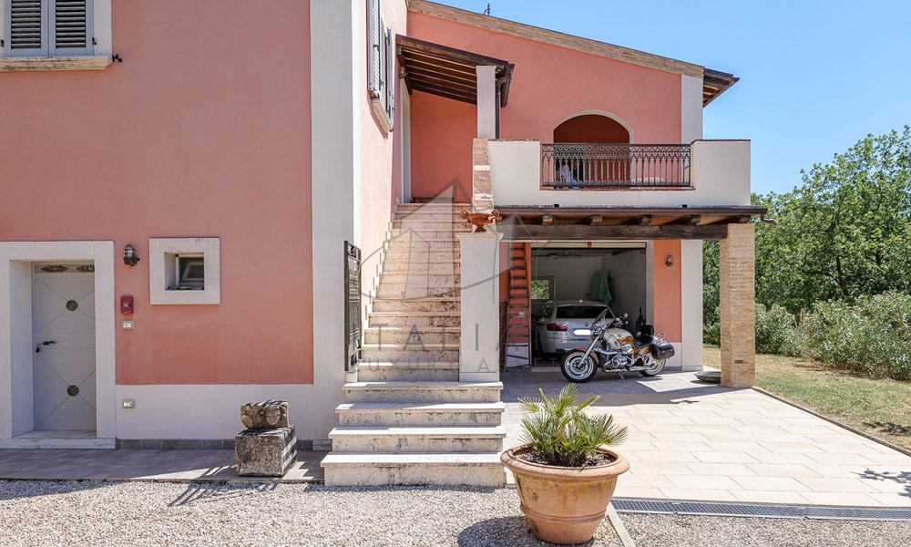 Villa Ascoli Piceno Marche Italy Panorama