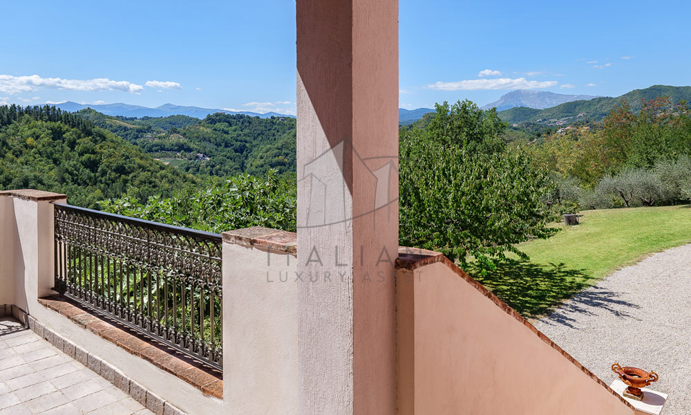 Villa Ascoli Piceno Marche Italy Panorama