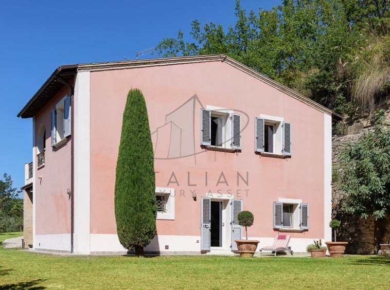 Villa Ascoli Piceno Marche Italy Panorama