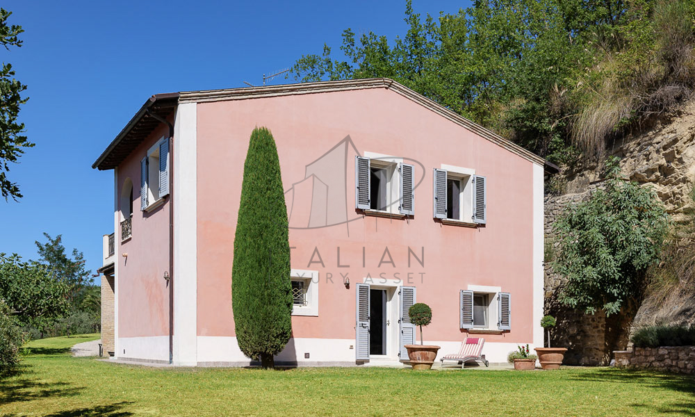 Villa Ascoli Piceno Marche Italy Panorama