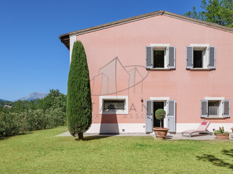 Villa Ascoli Piceno Marche Italy Panorama