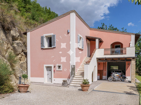 Villa Ascoli Piceno Marche Panorama Italy