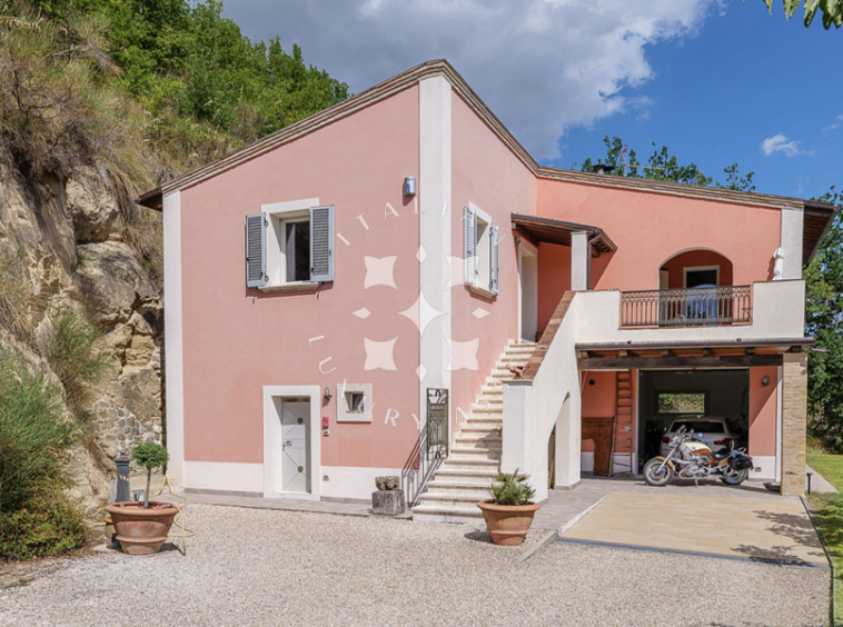 Villa Ascoli Piceno Marche Panorama Italy