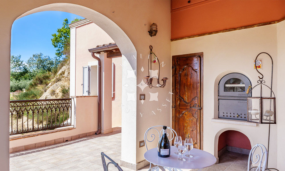 Villa Ascoli Piceno Marche Panorama Italy