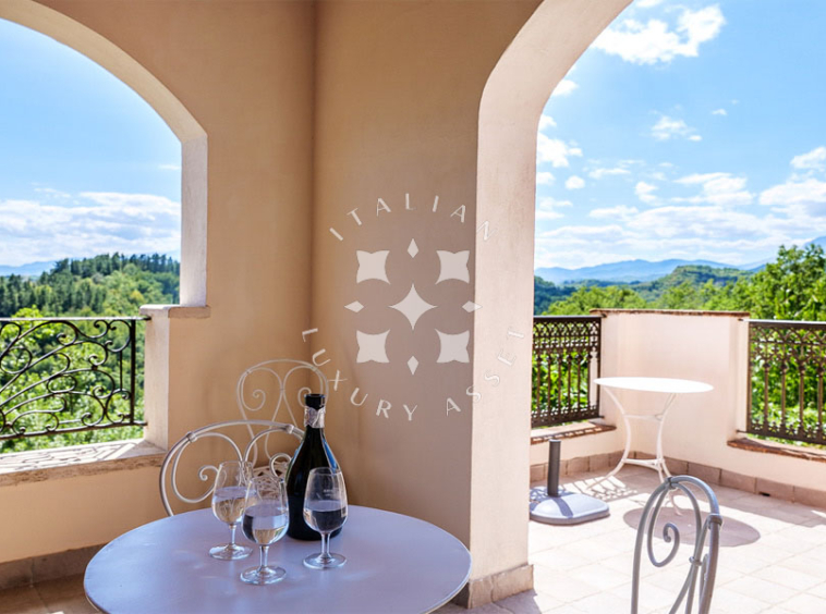 Villa Ascoli Piceno Marche Panorama Italy