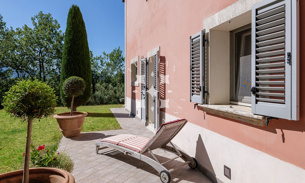 Villa Ascoli Piceno Marche Panorama Italy