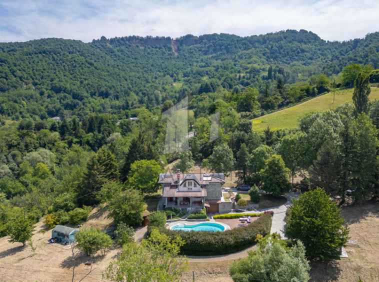 Villa Monzuno Bologna Emilia Romagna Italy Pool