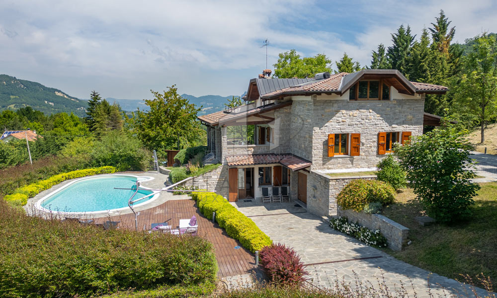 Villa Monzuno Bologna Emilia Romagna Italy Pool