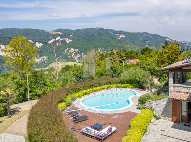 Villa Monzuno Bologna Emilia Romagna Italy Pool