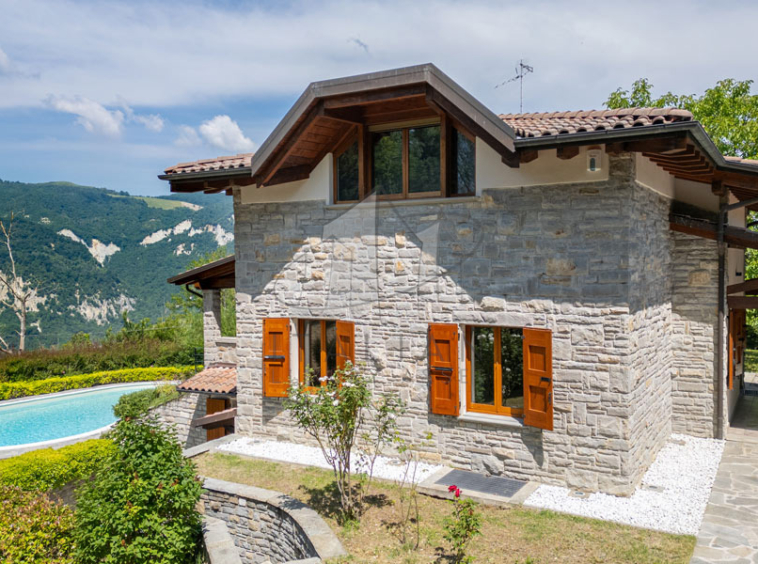 Villa Monzuno Bologna Emilia Romagna Italy Pool