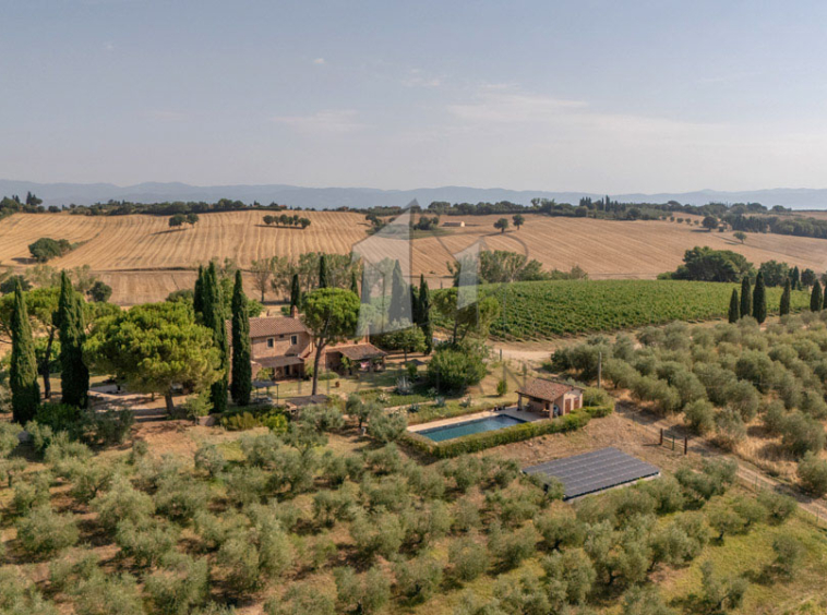 Agriturismo Farmhouse Castiglione del Lago Umbria Italy