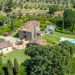 Estate Arezzo Tuscany Valdichiana Pool Cinema