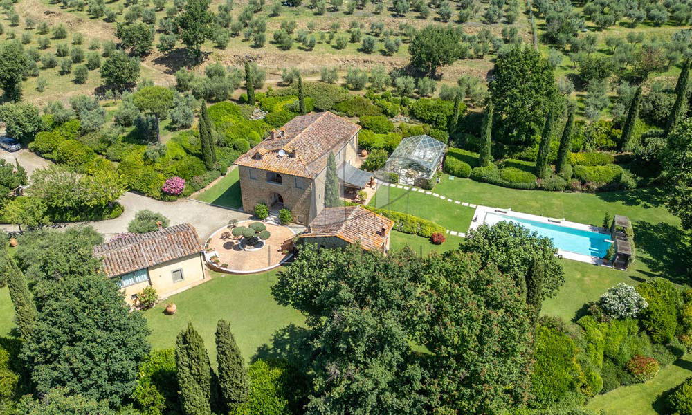 Estate Arezzo Tuscany Valdichiana Pool Cinema