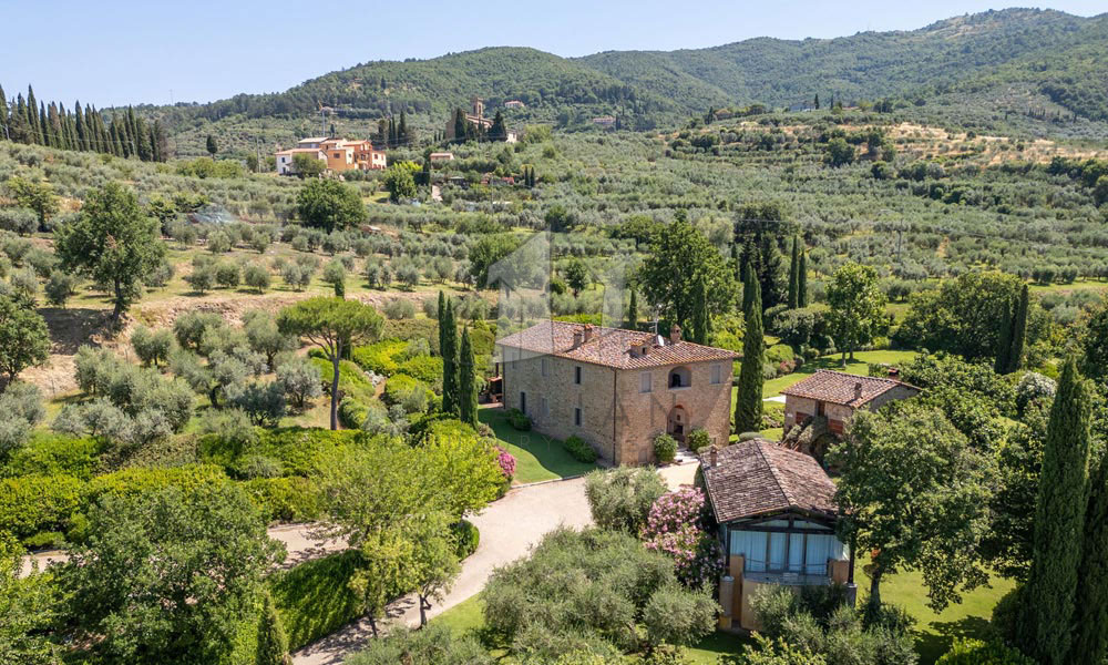 Estate Arezzo Tuscany Valdichiana Pool Cinema