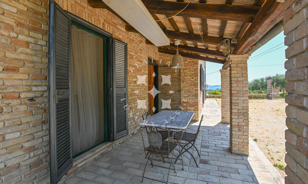 Farmhouse Montelupone Macerata Marche Panorama Italy