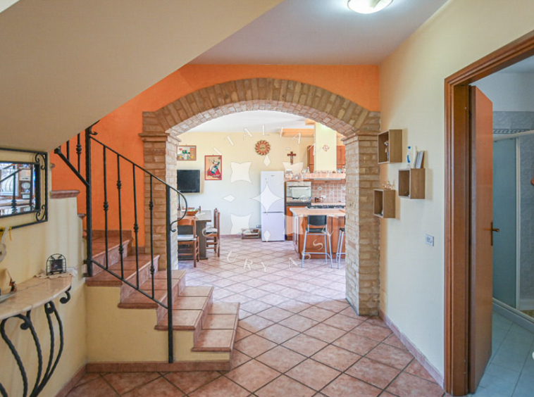 Farmhouse Montelupone Macerata Marche Panorama Italy