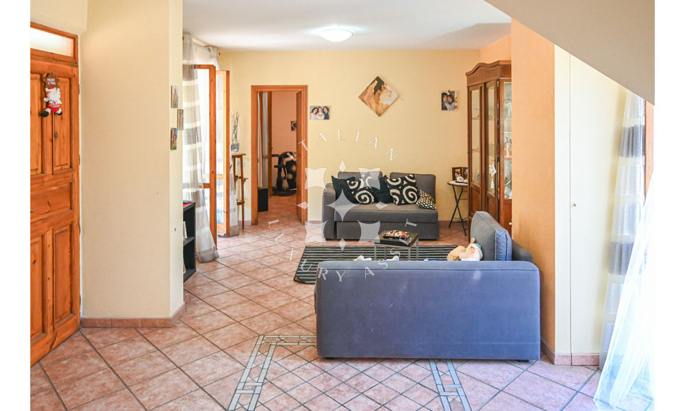 Farmhouse Montelupone Macerata Marche Panorama Italy