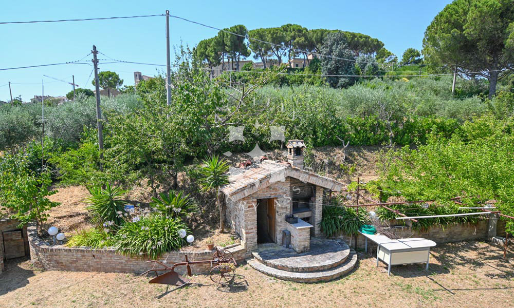 Farmhouse Montelupone Macerata Marche Panorama Italy