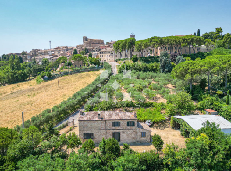 Farmhouse Montelupone Macerata Marche Panorama Italy