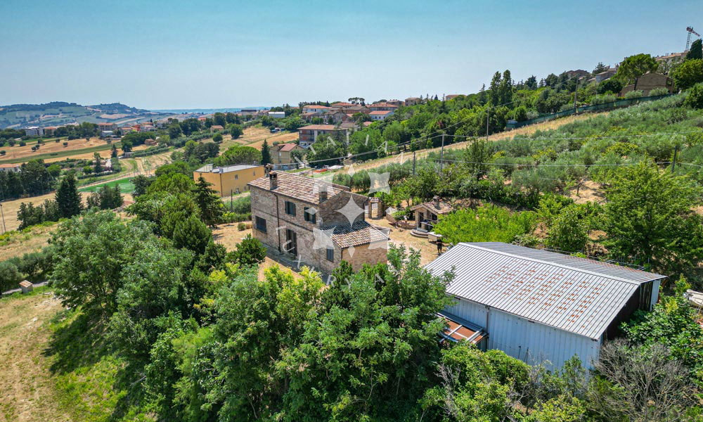 Farmhouse Montelupone Macerata Marche Panorama Italy