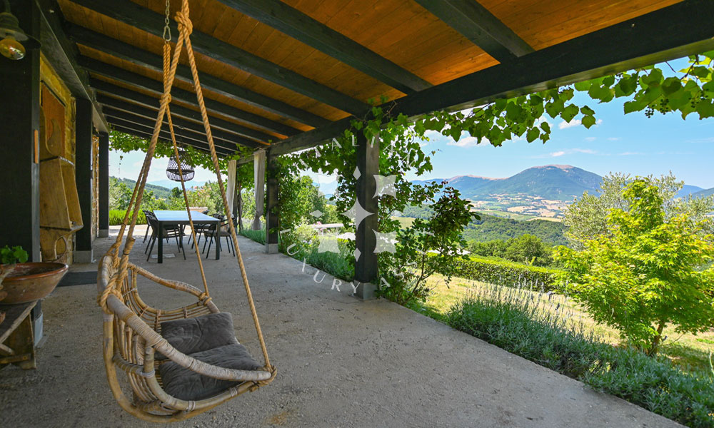 Hamlet Castelraimondo Macerata Marche Italy Pool