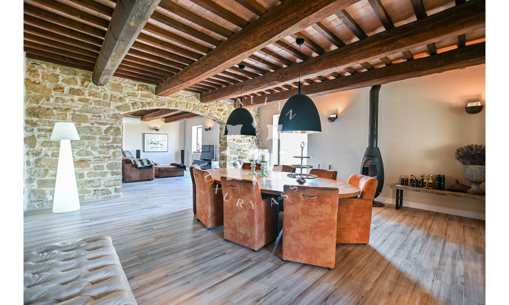 Hamlet Castelraimondo Macerata Marche Italy Pool