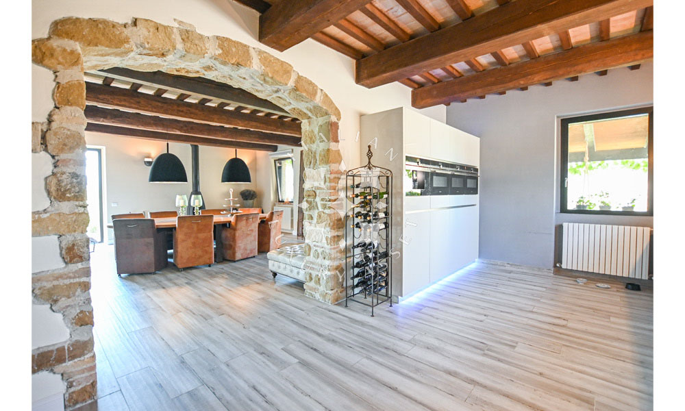 Hamlet Castelraimondo Macerata Marche Italy Pool