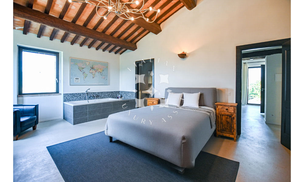 Hamlet Castelraimondo Macerata Marche Italy Pool