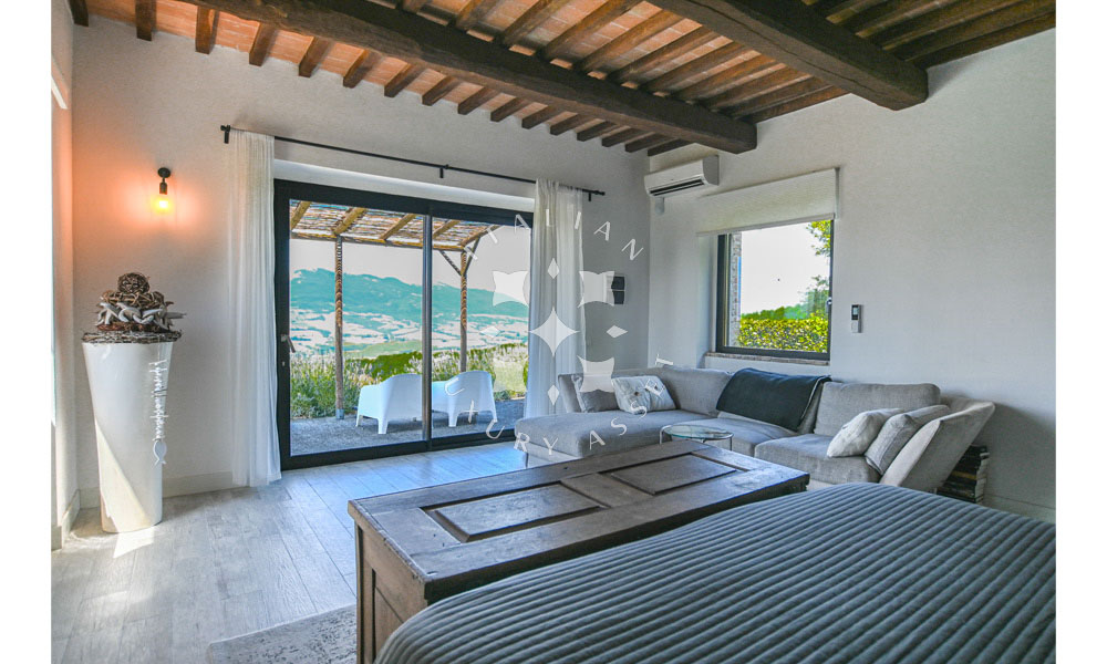 Hamlet Castelraimondo Macerata Marche Italy Pool