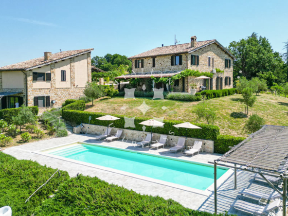 Hamlet Castelraimondo Macerata Marche Italy Pool