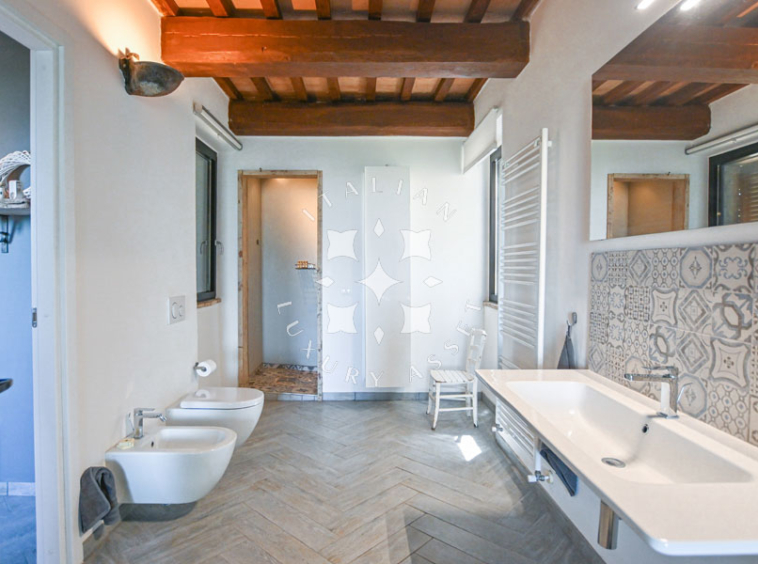 Hamlet Castelraimondo Macerata Marche Italy Pool